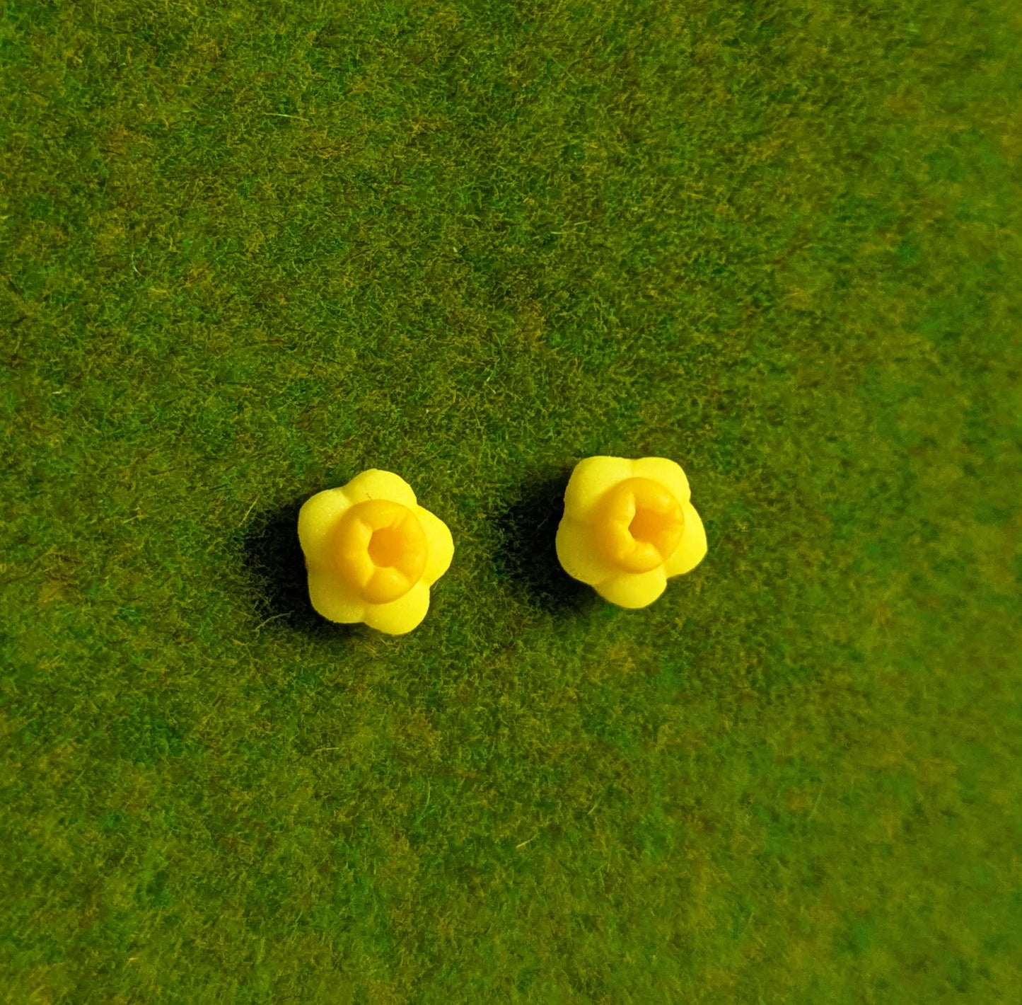 Daffodil Stud Earrings